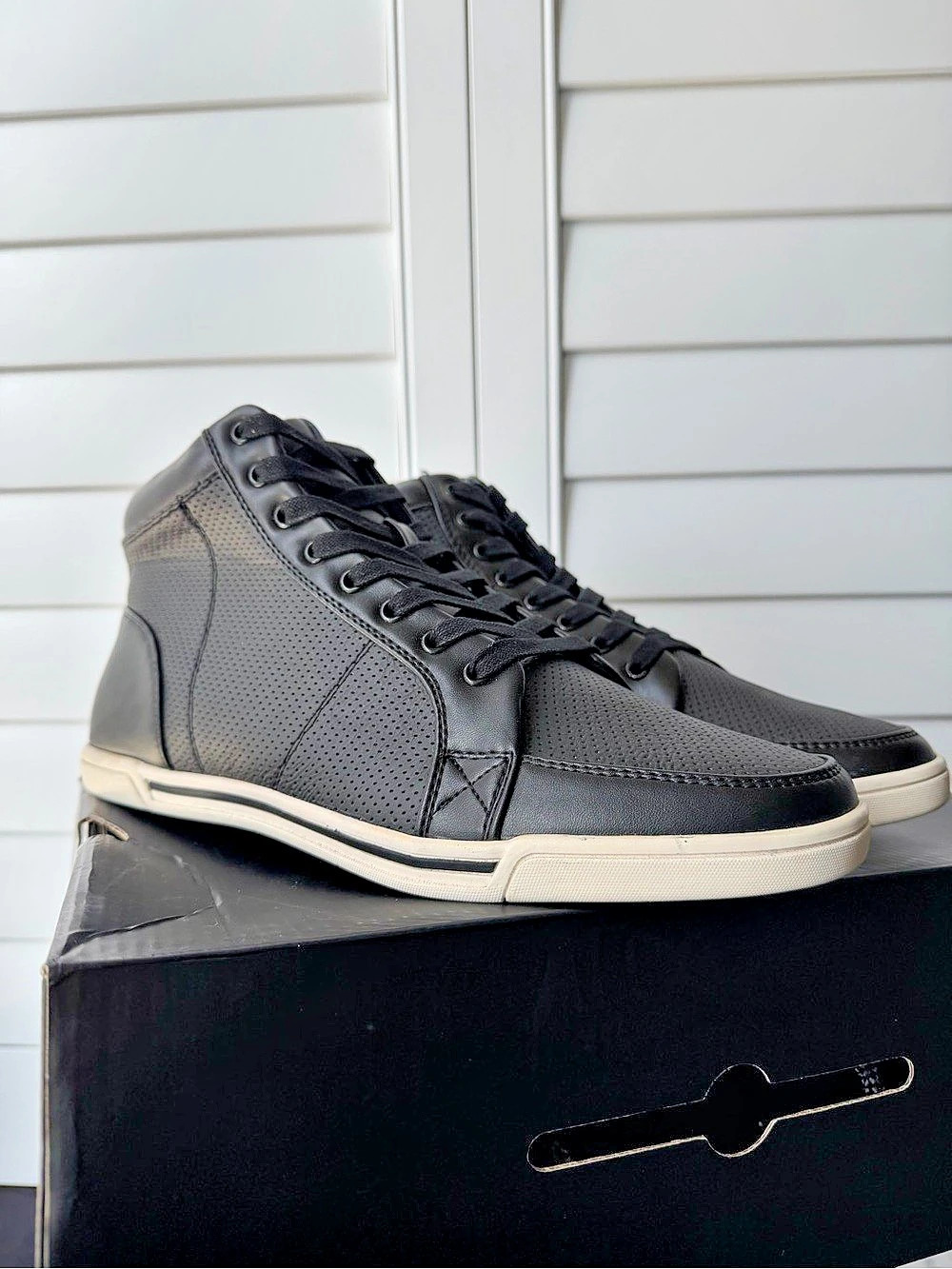 ALDO Kimmelman Men's Black Perforated High Top Sneakers Size 9.5